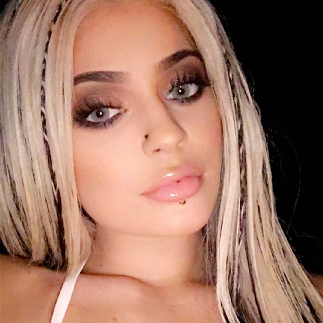 Photos from Kylie Jenner's Spooky Halloween Decor